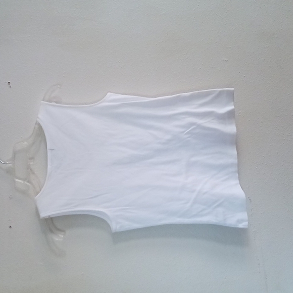 Chaps V Neck Ruffle Tank - Picture 4 of 4